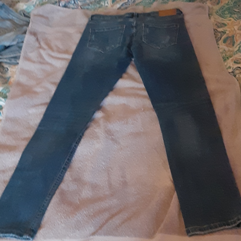 Jeans - Picture 2 of 8